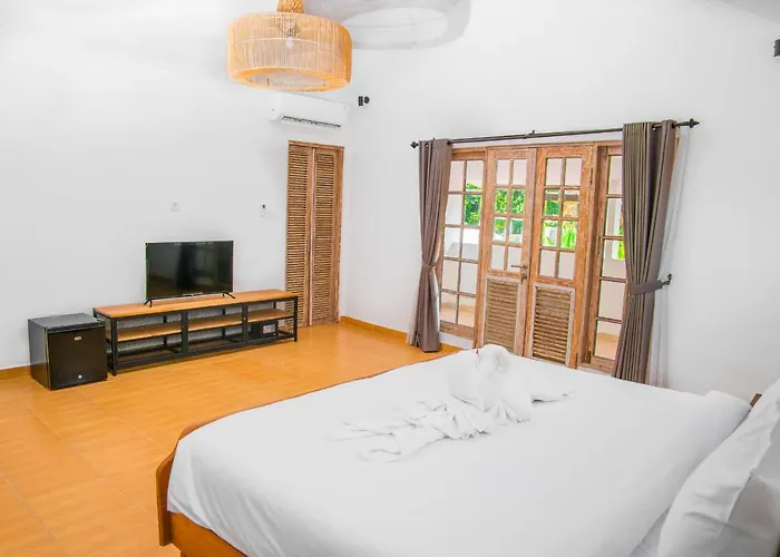 Bali Invest Living Hotel 5*